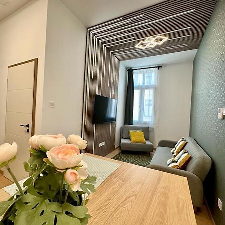 Apartment At Gozsdu Courtyard #Partyzone #Downtown #Freeparking Budapešť Exteriér fotografie