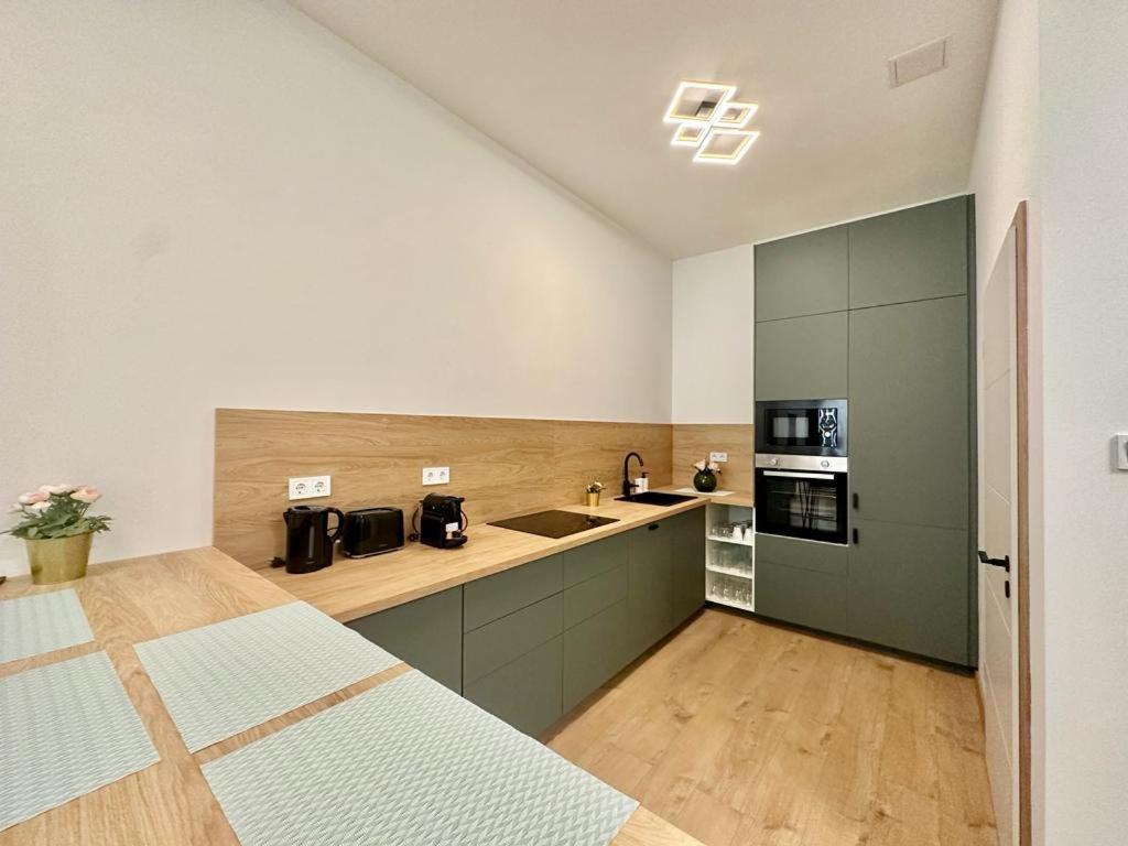 Apartment At Gozsdu Courtyard #Partyzone #Downtown #Freeparking Budapešť Exteriér fotografie