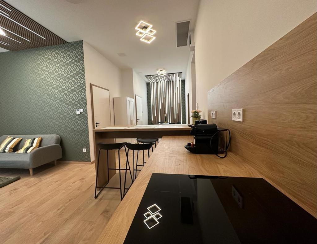 Apartment At Gozsdu Courtyard #Partyzone #Downtown #Freeparking Budapešť Exteriér fotografie