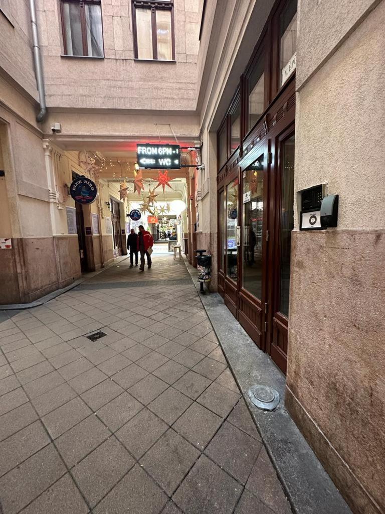 Apartment At Gozsdu Courtyard #Partyzone #Downtown #Freeparking Budapešť Exteriér fotografie